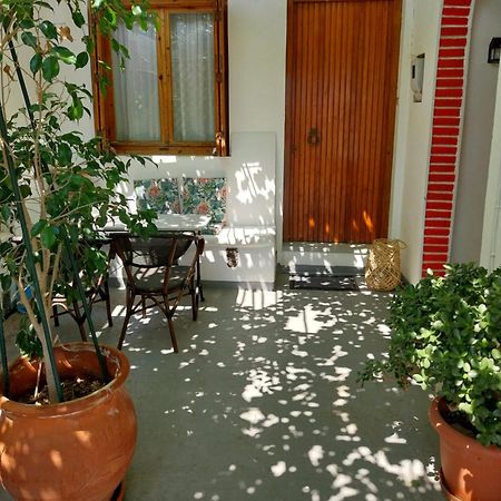 Poros Town Green Sea View מראה חיצוני תמונה